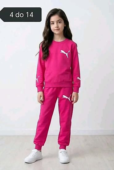 trenerke stradivarius: Nike i Puma kompleti
4 do 14
2100 dinara — 2
