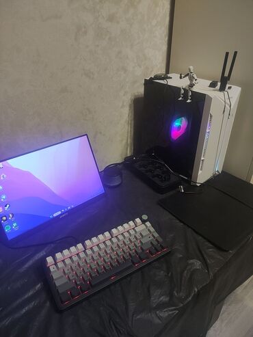 sumqayıt soyuducu: 📦 Kompüter, portativ monitor və klaviatura birlikdə satılır. 1–2 ay