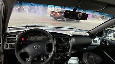 тайлта авенс: Toyota Avensis: 2002 г., 1.8 л, Механика, Бензин, Хэтчбэк — 5