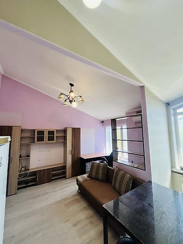 дом кут: 2 комнаты, 47 м², Индивидуалка, Мансарда этаж — 10