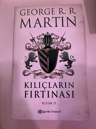 ucuz əsyalar: İlk kitab təzədir ikinci isə oxunub Hər ikisindən iki ədəd olduğu üçün — 1