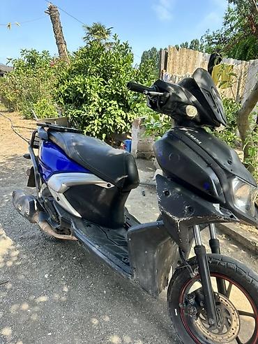 Mopedlər,skuterlər: Yamaha skuter Mühərrik: benzin, avtomatik variator Kuzov: şəhər tipi — 9