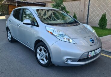 Nissan: Nissan Leaf: 2012 г., 1.5 л, Вариатор, Электромобиль, Хэтчбэк