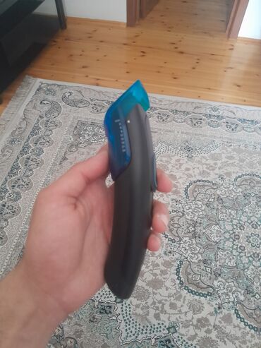 Trimmerlər və saç qırxan maşınlar: Saç qırxan maşın, Braun, İşlənmiş, Ünvandan götürmə — 17