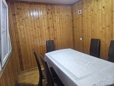 Masa və oturacaq dəstləri: Qonaq otağı üçün, Açılmayan, Dördbucaq masa, 6 stul — 2