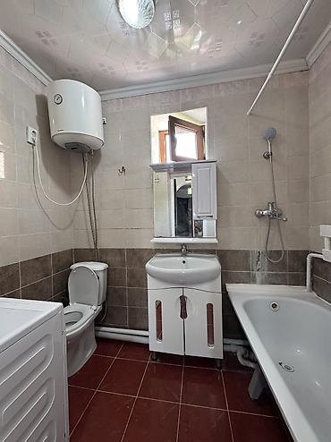 Продажа коттеджей и домов: ✨ Продаётся дом в с. Новопавловка (Бишкек) ✨ 🏡 Характеристики: • — 11