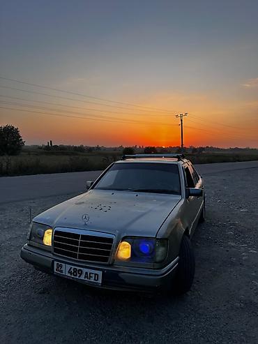 салон мерс 210: Mercedes-Benz E-Class: 1990 г., Седан — 1