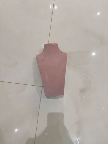 Bijuteriya vitrinləri: Mücevher təşkilatçısı və vitrin dəsti - Material: yumşaq məxmər/velur — 27