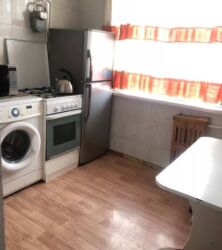 продаю квартира гостиничного типа: 3 бөлмө, Риелтор, Чогуу жашоосу жок, Толугу менен эмереги бар