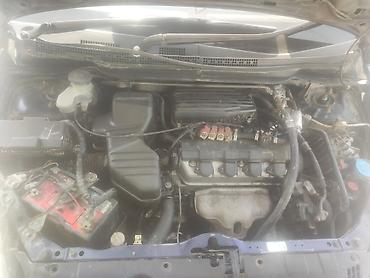 15 хонда: Honda Stream: 2002 г., 1.7 л, Автомат, Бензин, Минивэн — 1