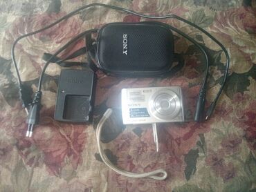 экшен камера сони: Sony Cyber-shot kompakt fotoaparat dəsti, fotoaparat işləyir çəkir ama