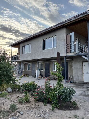 снять дом в бишкуле на длительный срок: Дом, 200 м², 3 комнаты, Собственник, Евроремонт