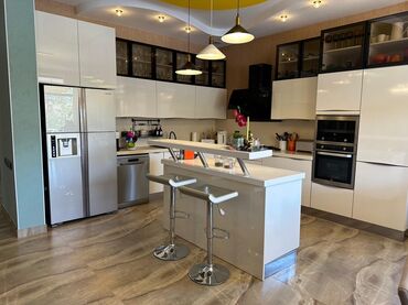 Həyət evləri və villaların satışı: Şüvəlan qəs. 6 otaqlı, 350 kv. m, Kredit yoxdur, Yeni təmirli — 9