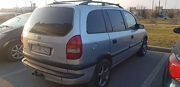 almanya maşın bazarı: Opel Zafira: 1.8 l | 2000 il 530000 km Van/Minivan — 3