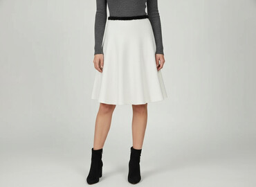 rozkloszowane spódnice z wysokim stanem: Women`s skirt, size S