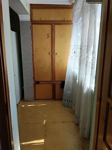 biləsuvarda ev: Ev Sumqayıt 18 mkr da yerləşir qanuni 4 otağdı evin yanında 2 məkdəb 2 — 5