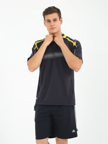 Футболки: Футболка UMBRO AS045 Материал: Climacool Цена 1200 с. размеры от — 5