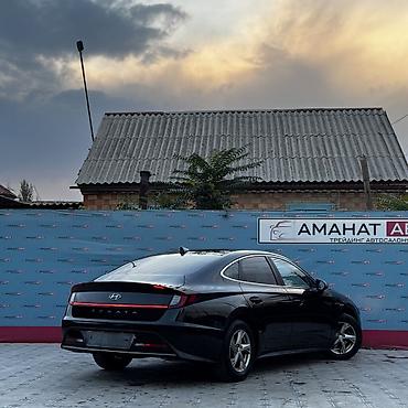 Hyundai Sonata: 2021 г., 2 л, Автомат, Газ, Седан
