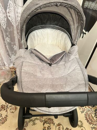 Modullu arabalar: Uşaq arabası – qatlanan, yığcam və möhkəm konstruksiyalı. - Rəng — 10