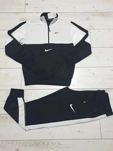 stradivarius muske farmerke: Komplet, M (EU 50), Nike, bоја - Crna, Poliester