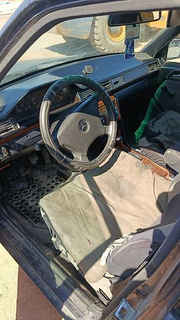 385 55: Mercedes-Benz W124: 1991 г., 2.5 л, Механика, Дизель, Седан — 5