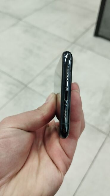 Apple iPhone: IPhone 11 Pro, Matte Midnight Green — 4