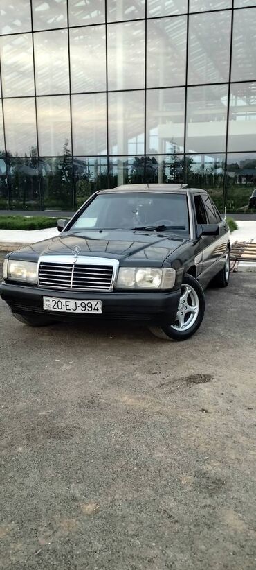 səs boğucular: Mercedes-Benz 190: 2 l | 1992 il Sedan