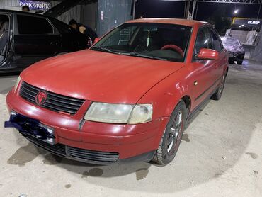 Volkswagen: Volkswagen Passat: 1997 г., 1.8 л, Механика, Бензин, Седан