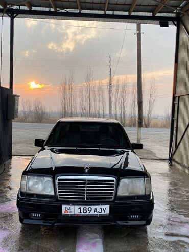 Mercedes-Benz: Mercedes-Benz W124: 1993 г., 2.2 л, Механика, Бензин, Седан — 7