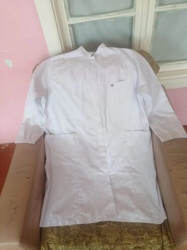 Tibbi geyim: Salam Aleykum Kişi və Qadın üçün Xalatlar satılır az işlənmiş Təzədən — 10