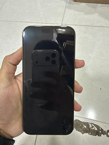 15 pro kabro: IPhone 16 Pro Max, 256 GB, Qızılı, Face ID — 2