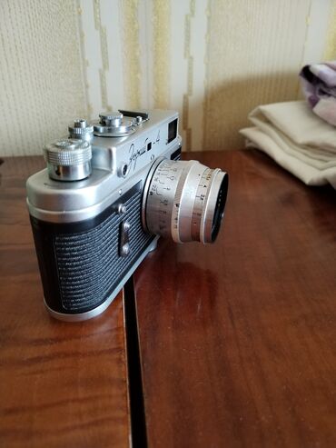 фотоаппарат зенит цена продать: Zorki-4 film fotoaparatı + orijinal dəri futlyar - Sovet istehsalı