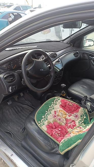 шторы на авто: Ford Focus: 2001 г., 1.6 л, Механика, Бензин, Универсал — 3