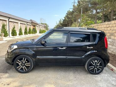 Kia Soul: 2 л | 2013 г. Кроссовер