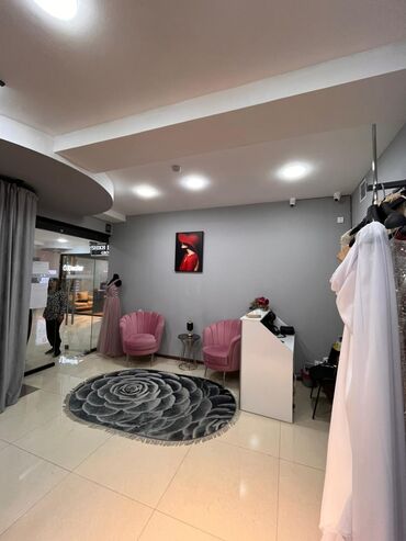 Otaqların uzunmüddətli kirayəsi: İcarəyə verilir 1 otaqlı ofis 18 m², Sahil m. İcarəyə verilir 1 otaqlı