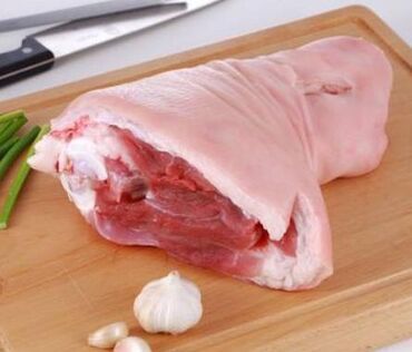 Свиньи: Продаю мясо свинины тушами полутушами доставка есть