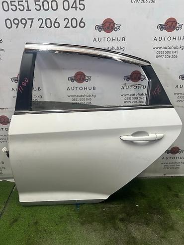 Дверь Hyundai Sonata LF 2.0 L4NA 2015 задн. лев. (б/у)