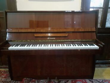 kuban qazi v Azərbaycan | PIANO VƏ FORTEPIANOLAR: Kuban piano 200 azn. Təzə kimidir, problemi yoxdur. Unvan Emircan