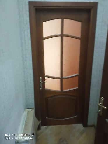 hamam qapsı: Yaxşı vəziyyətdədir. 4 ədəd şüşəli 2,05 *80 2 ədəd tualet hamam üçün — 2