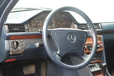 Mercedes-Benz: Mercedes-Benz W124: 1993 г., 3.2 л, Автомат, Бензин — 16