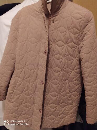 кожаная куртка: Женская куртка M (EU 38), L (EU 40), цвет - Бежевый