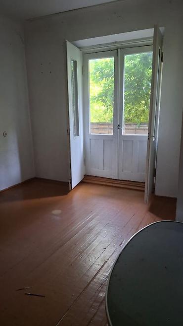 ак кеме старый аэропорт: 3 комнаты, 58 м², Индивидуалка, 1 этаж, Косметический ремонт — 2