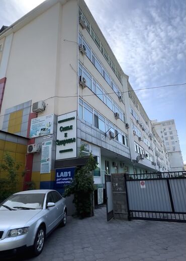 продаю место ош базар: Продается помещение 340 кв.м. Цокольный этаж. все документы на руках