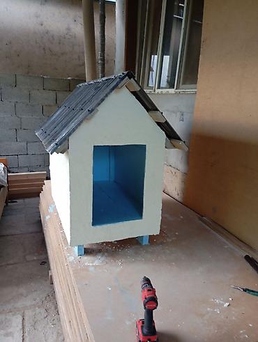 Уличный туалет: - Наружный туалет, - Конструкция: каркасная, с двускатной крышей. - — 10