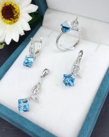 Seplər: Gümüş sep klonla 925 prob qiymət 35 manatdan baslayir.başqa hərflər də — 4