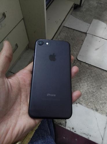 IPhone 7, 32 GB, Jet Black, Barmaq izi