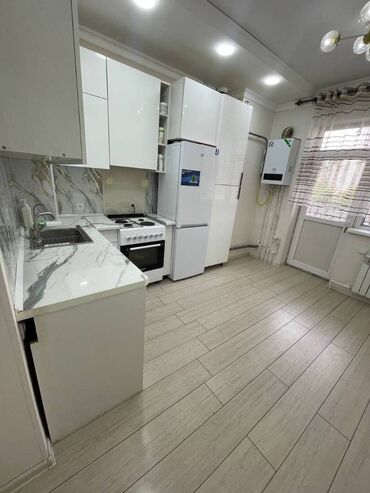 1 комнатная квартира в канте: 1 комната, 42 м², Элитка, 2 этаж, Дизайнерский ремонт