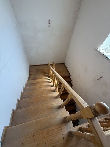 Həyət evləri və villaların satışı: 6 otaqlı, 260 kv. m, Kredit yoxdur, Orta təmir — 9