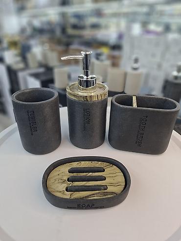 firca desti: Hamam aksesuarları dəsti – dispenserli 4-lü set - Tərkib: maye sabun — 4