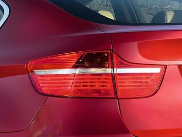 samolepljive reflektujuce trake: STOP SVETLA ZA BMW X6 OD 2008. DO 2014. GOD — 1
